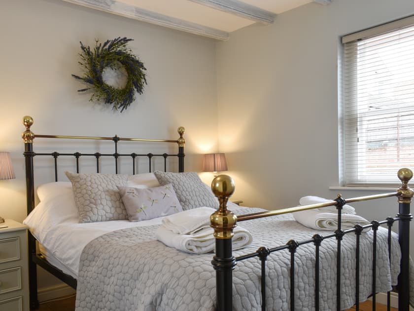 Double bedroom | Taylor’s Cottage, Whitby