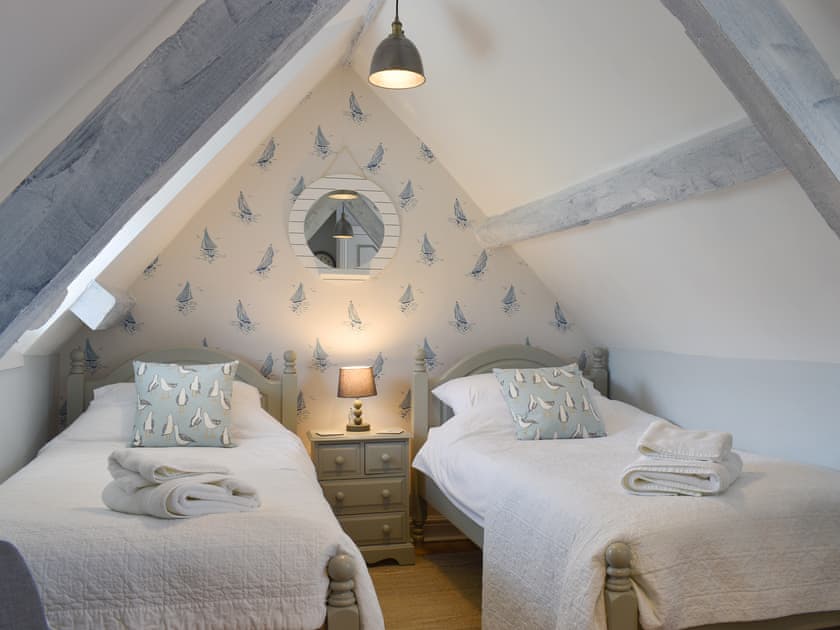 Twin bedroom | Taylor’s Cottage, Whitby