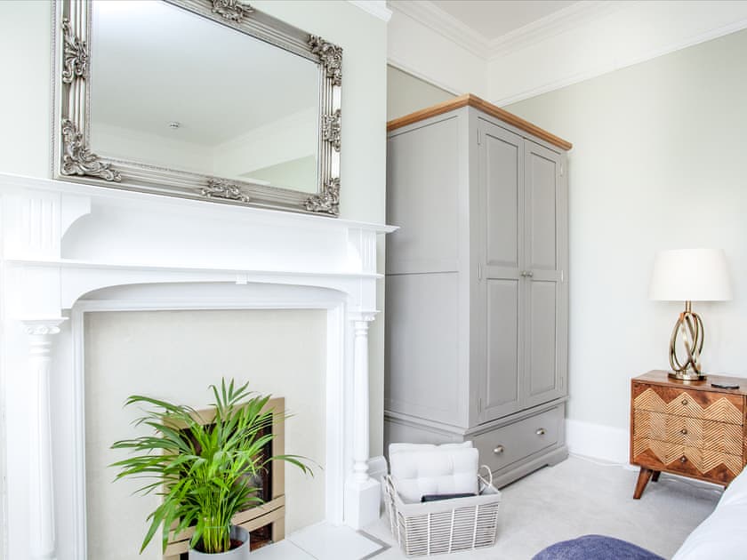 Double bedroom | Russell House, Paignton