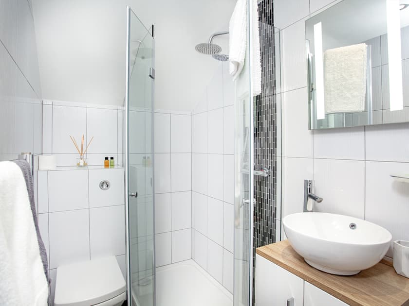Bathroom | Russell House, Paignton