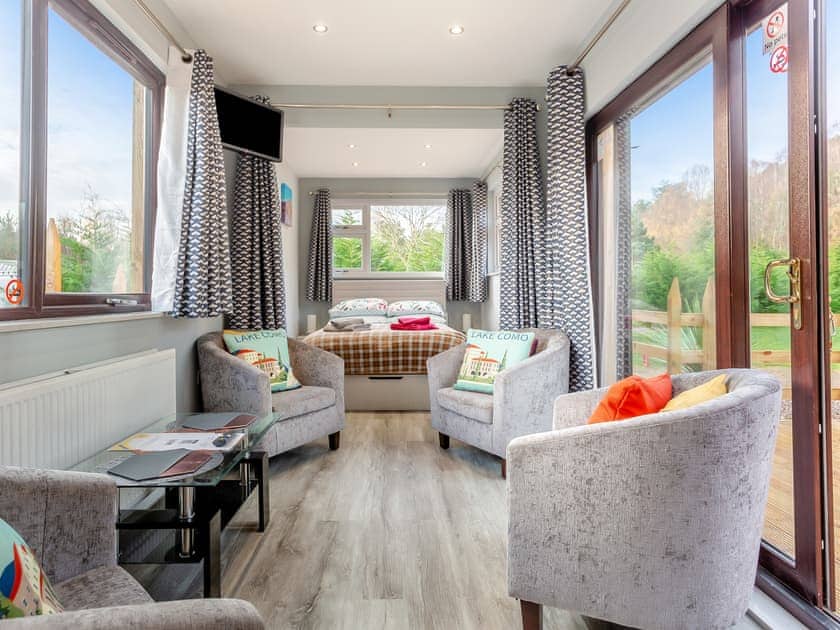 Open plan living space | Burnside View - Highland Retreats, Cannich, near Beauly