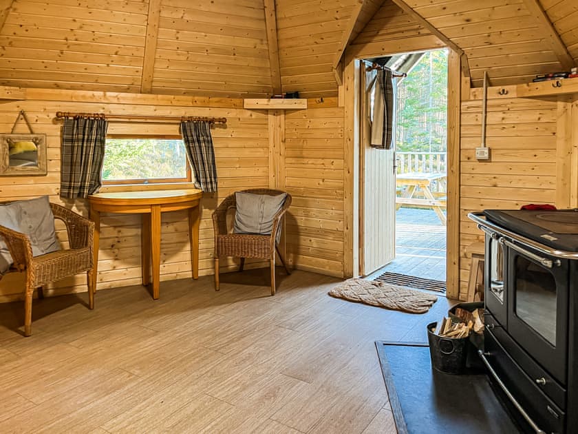 Interior | Hawthorn - Cairngorm Bothies, Ballater