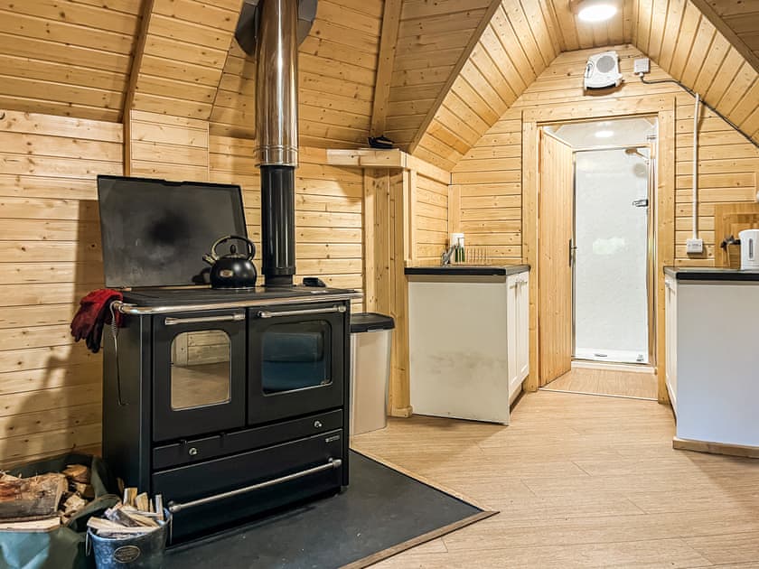 Interior | Hawthorn - Cairngorm Bothies, Ballater