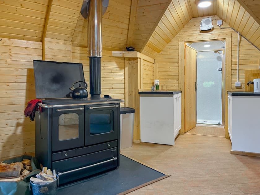Interior | Oak - Cairngorm Bothies, Ballater
