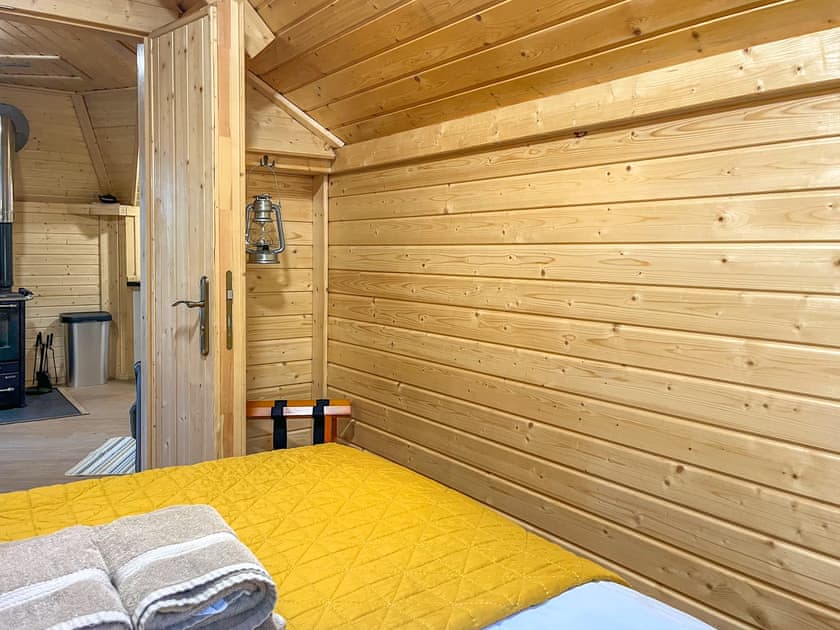 Bedroom | Oak - Cairngorm Bothies, Ballater