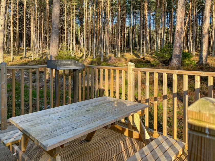 Decking | Oak - Cairngorm Bothies, Ballater