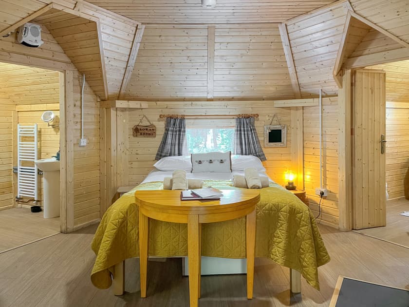 Bedroom | Rowan - Cairngorm Bothies, Ballater