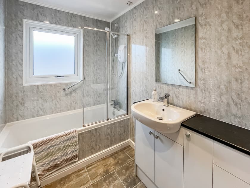 Bathroom | Kiloran, Oban