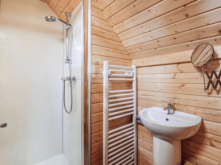 Bathroom | Birch - Cairngorm Bothies, Ballater
