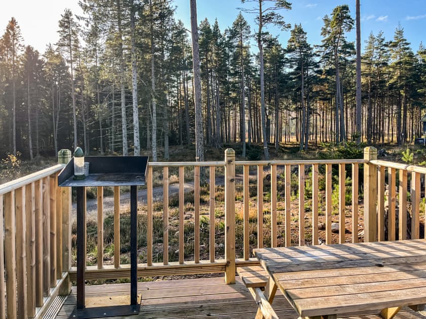 Decking | Birch - Cairngorm Bothies, Ballater