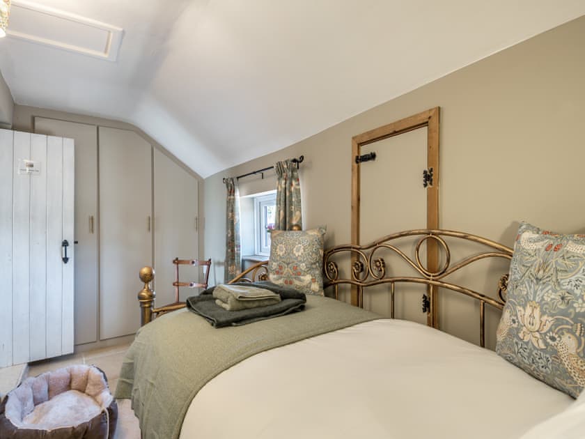 Single/can be twin by request (trundle bed)  | The Old Cottage, Walcott
