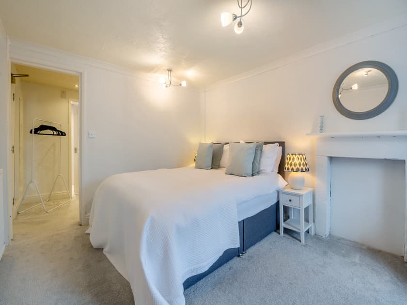  King  bedroom  | Warrington House - Warrington Retreat, Thornton-le-Dale, near Pickering