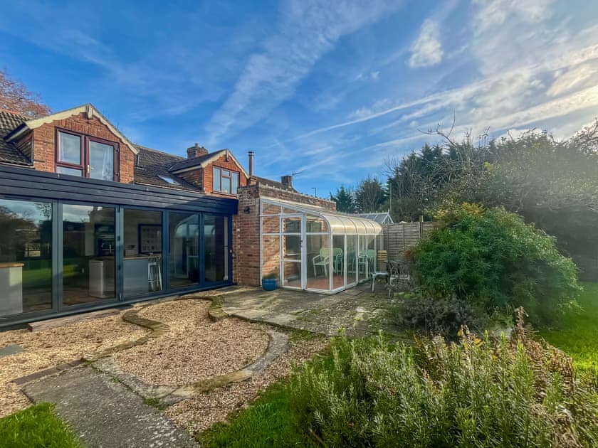 Outdoor | Mews Cottage, Trowbridge
