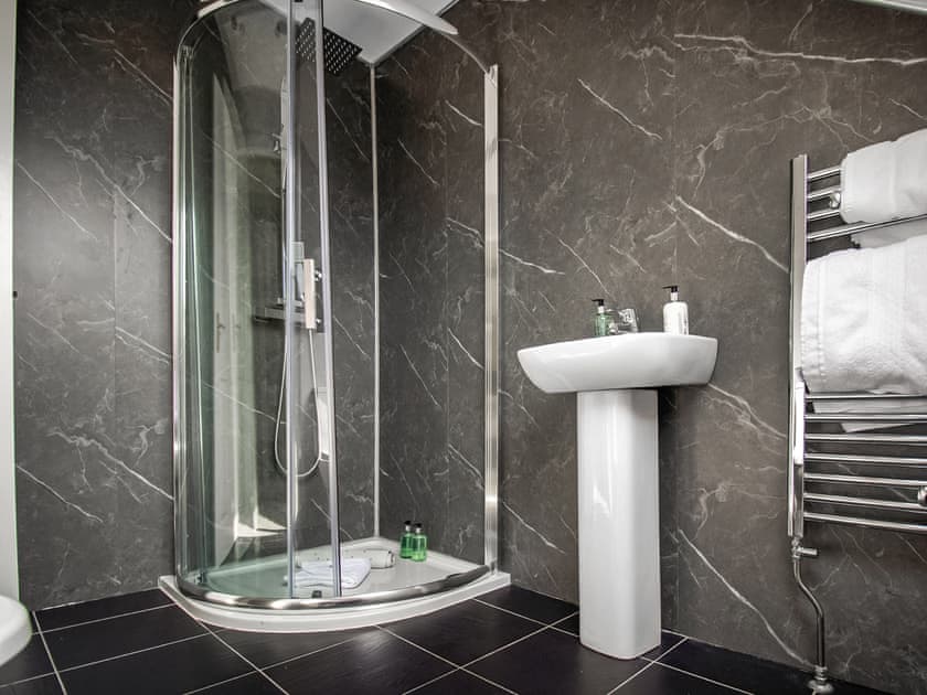 Bathroom | The Loans Inn Cottage, Loans, near Troon