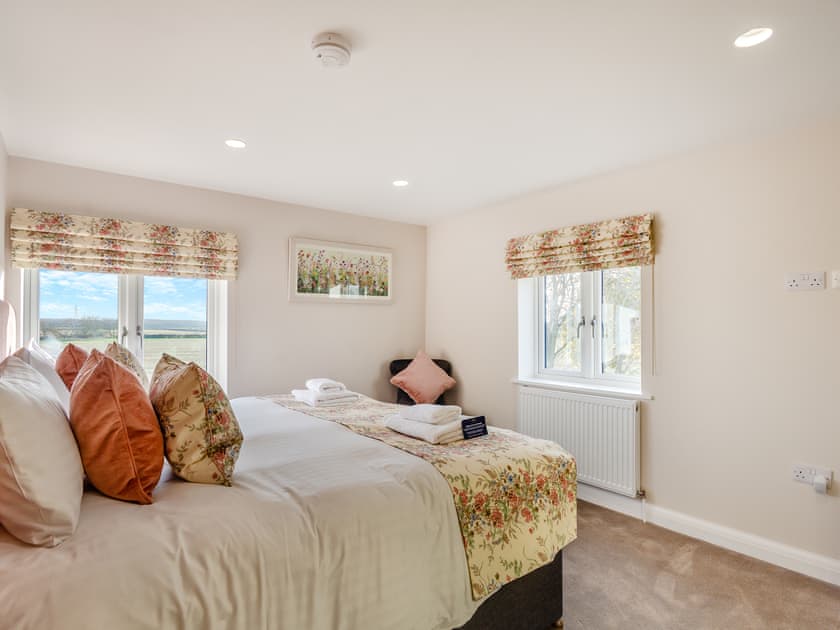 Double bedroom | The Farm House - Honies Farm Barns, East Stoke, near Newark