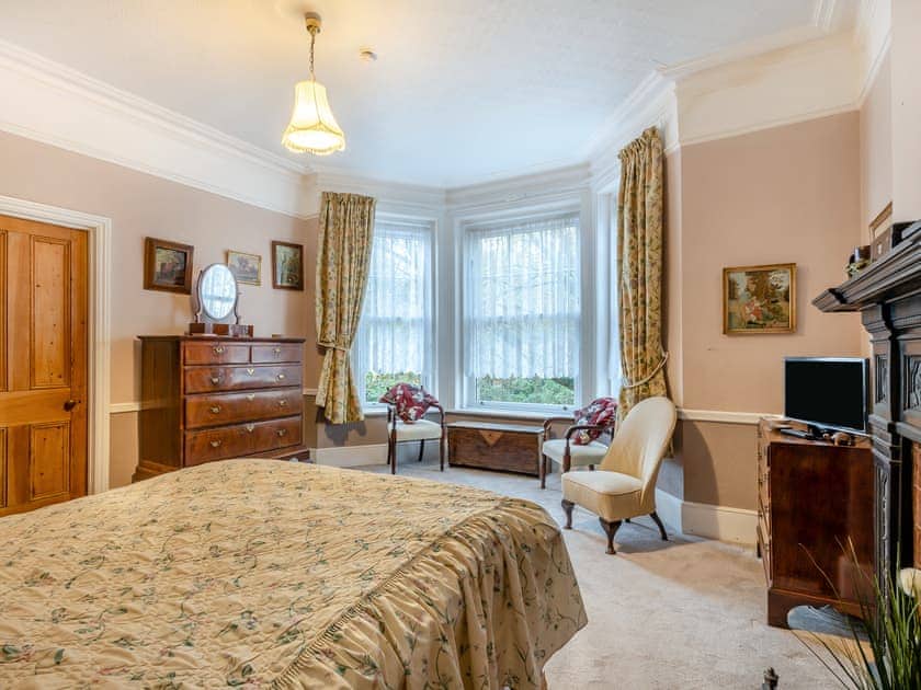 Double bedroom | Casa Carlotte House, Lowestoft