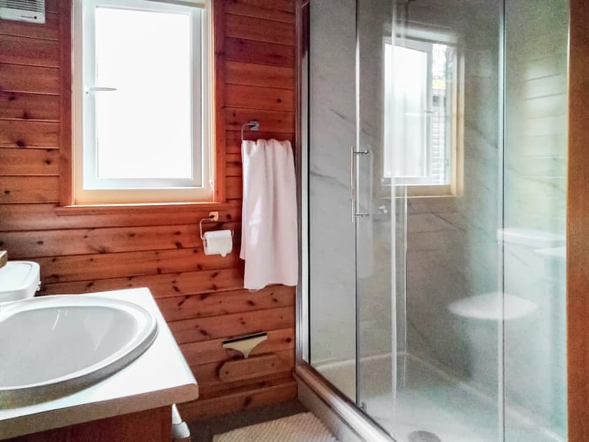 Shower room | Bewick Lodge - Burnside Park - Burnside Park, Keswick