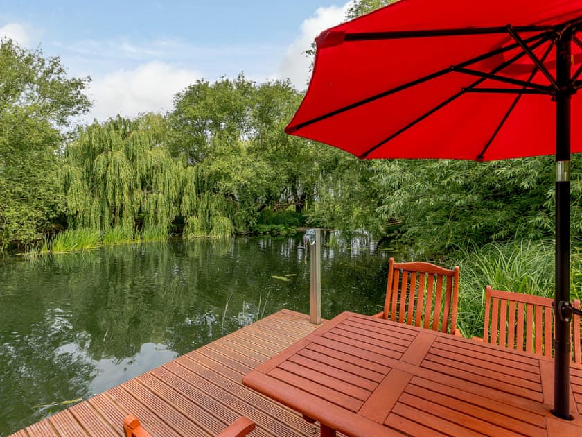 Sitting-out-area | Fletland Holiday Hamlet - Fletland Mill - Fletland Holiday Hamlet , Baston, near Stamford