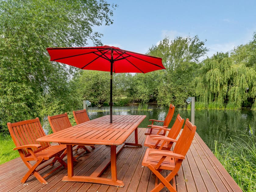 Sitting-out-area | Fletland Holiday Hamlet - Fletland Mill - Fletland Holiday Hamlet , Baston, near Stamford