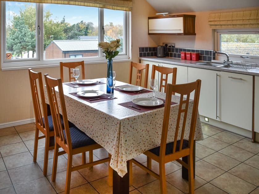 Kitchen/diner | Divot Lodge, Tydd St Giles, near Wisbech