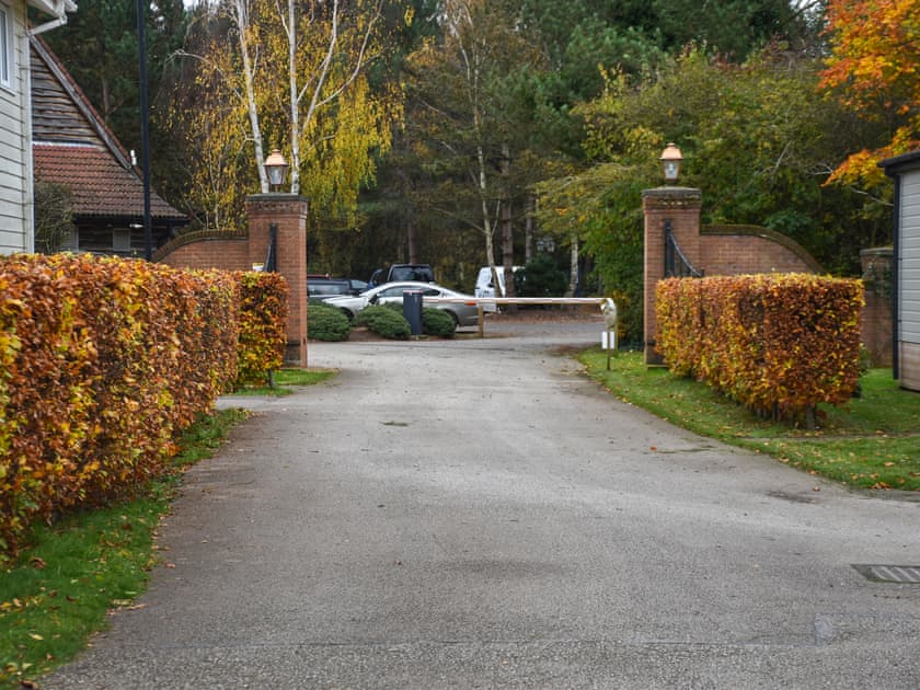 Driveway | Divot Lodge, Tydd St Giles, near Wisbech