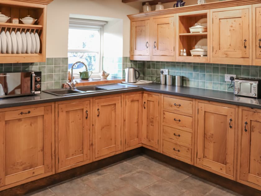 Kitchen/diner | Cae Coryn, Bala