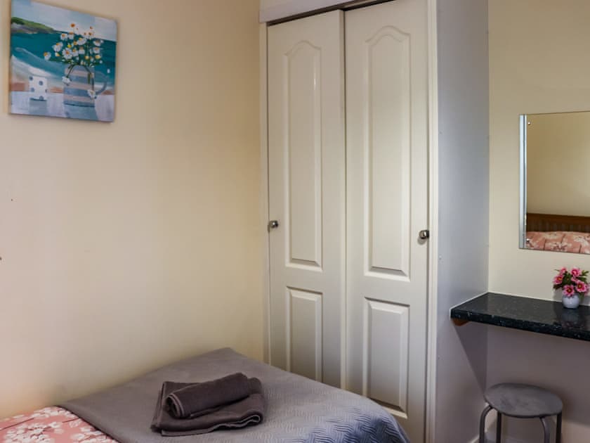 Twin bedroom | Arenig - Bala Barns, Bala
