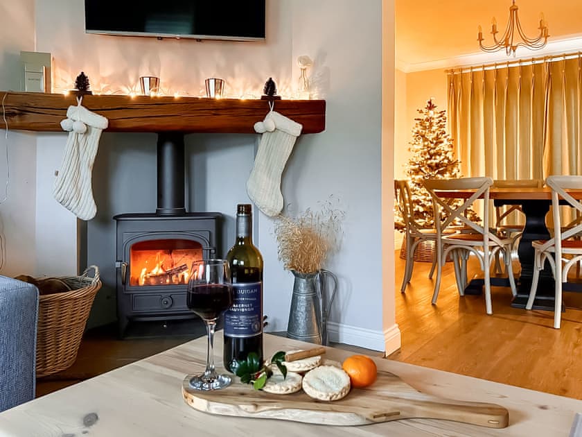 Christmas | The Cherry Tree, Near Lincoln