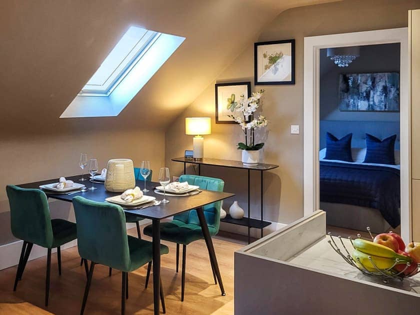 Dining Area | The Gate House At Benhams, Burghfield Common, near Reading