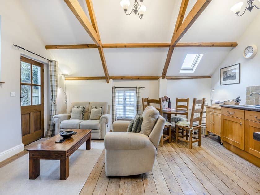 Open plan living/dining room/kitchen | Thimble Cottage, Hartland