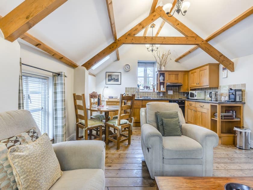 Open plan living/dining room/kitchen | Thimble Cottage, Hartland