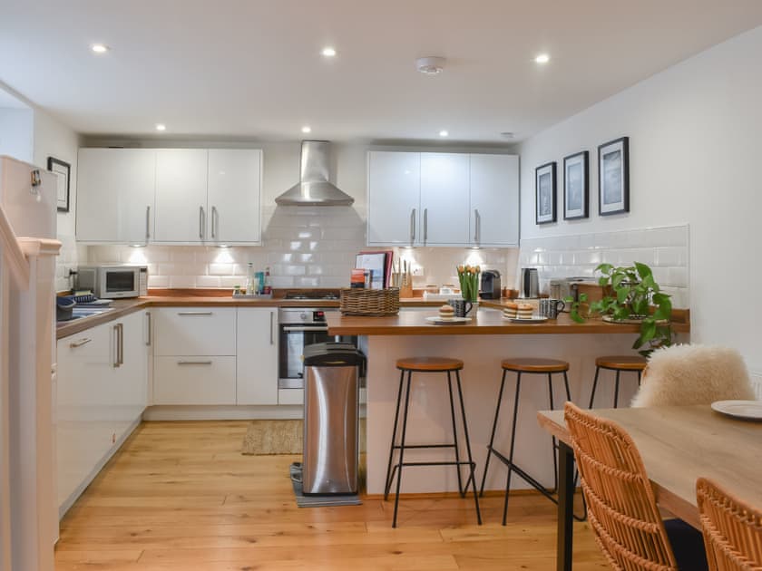 Kitchen/diner | Stones Throw, Padstow