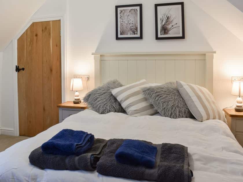 Double bedroom | Stones Throw, Padstow