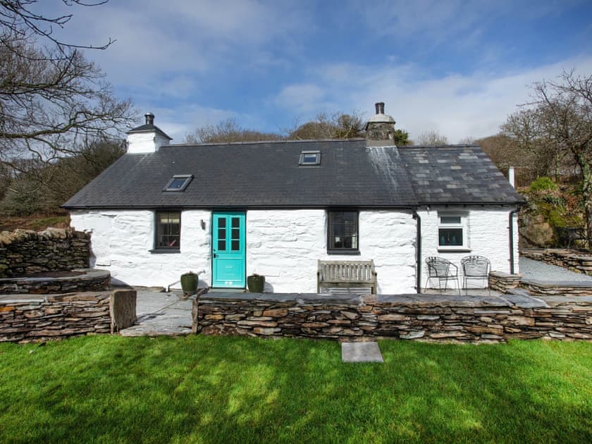 Exterior | Garth Yr Hebog, Porthmadog