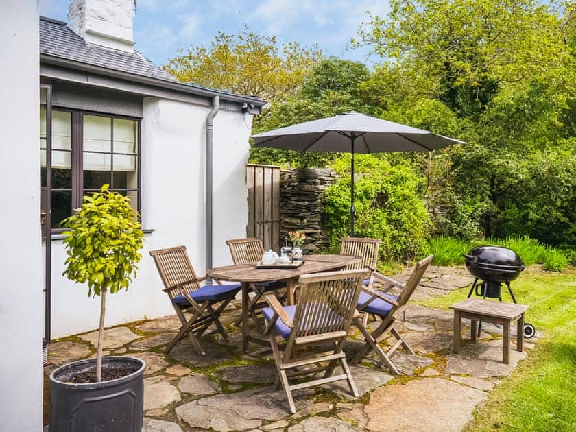 Sitting-out-area | Pont Faen, Porthmadog