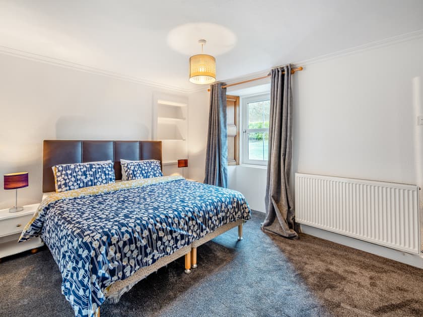Double bedroom | Balnamuir Farmhouse, Pitlochry