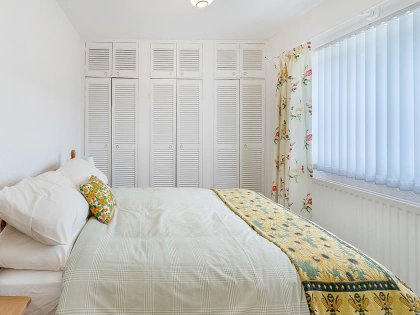 Double bedroom | Pant Glas Cottage, Pontardawe
