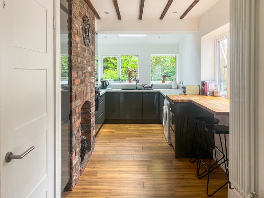 Kitchen | Hill View, ABERTILLERY