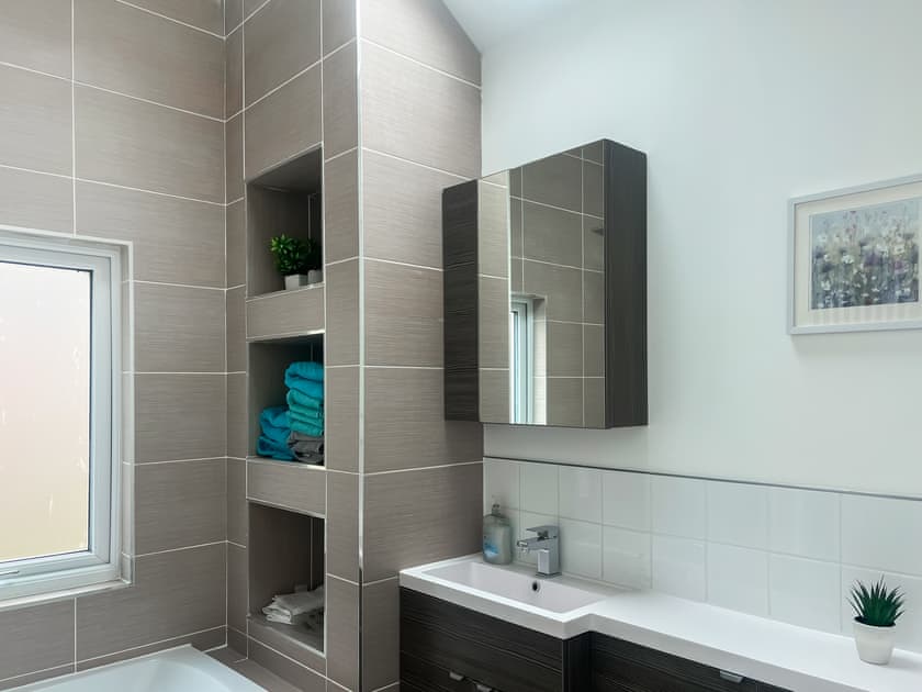 Bathroom | Hill View, ABERTILLERY