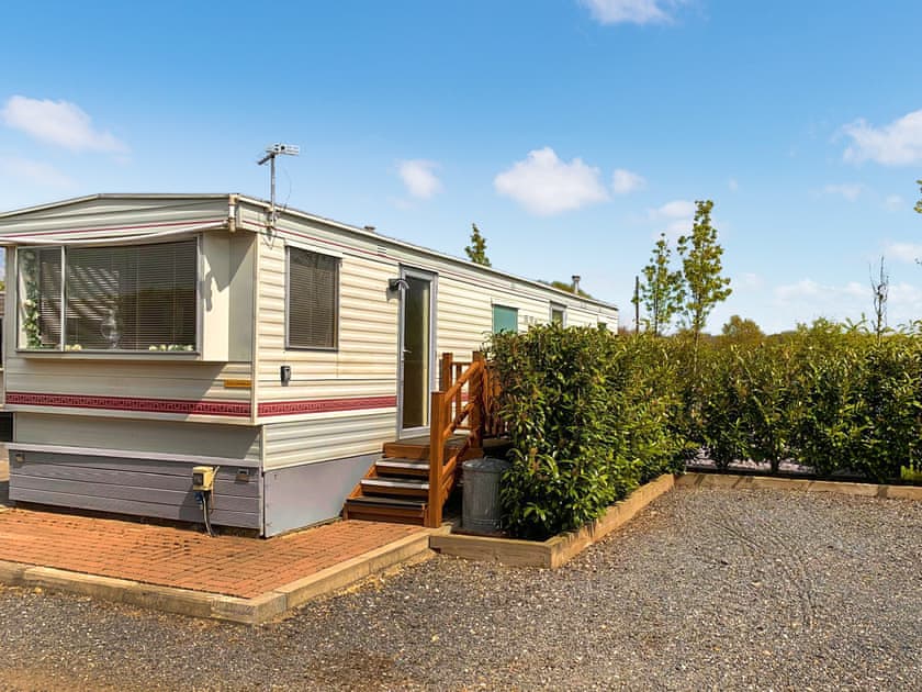 Exterior | Goldfinch - Greenacres Farm, Colchester