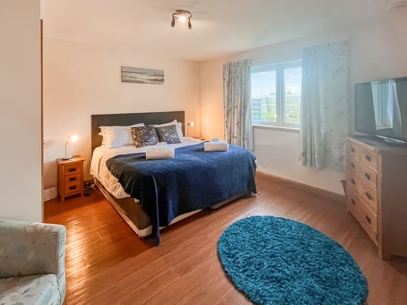 Double bedroom | Quare Place, Southerness