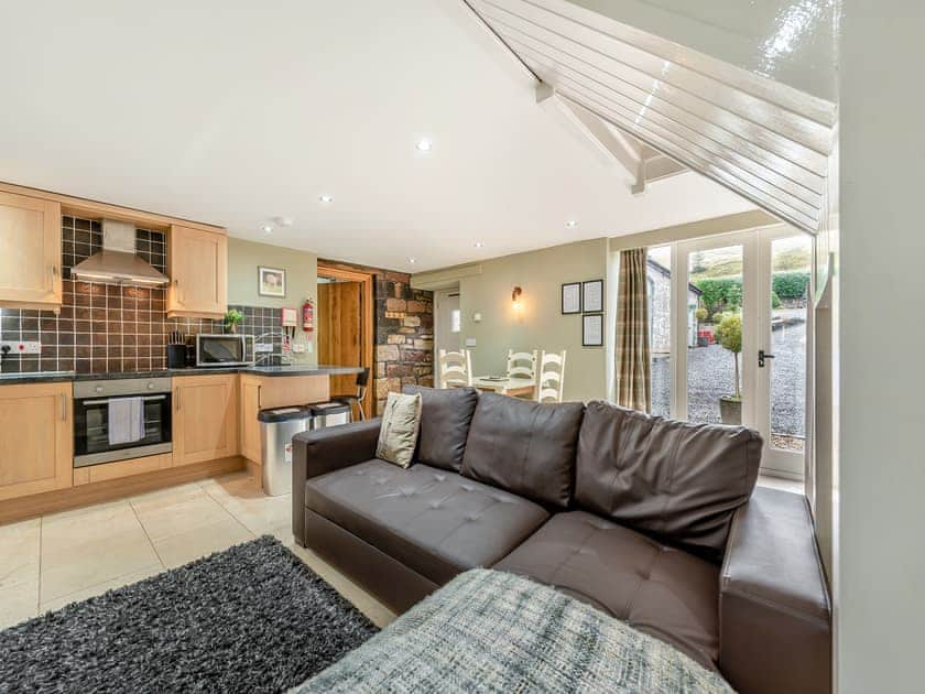 Open plan living space | Ramblers Retreat - Rhiwddu Barns, Llangadog