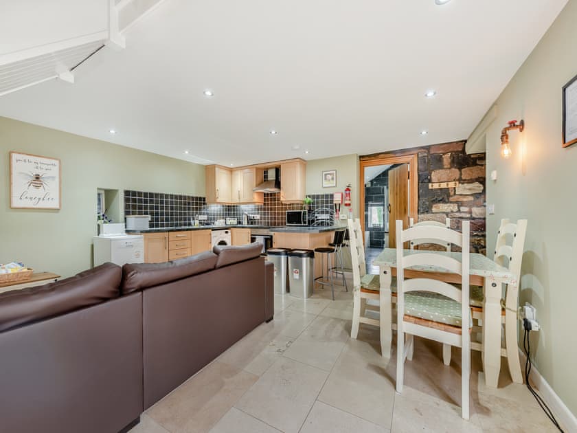 Open plan living space | Ramblers Retreat - Rhiwddu Barns, Llangadog