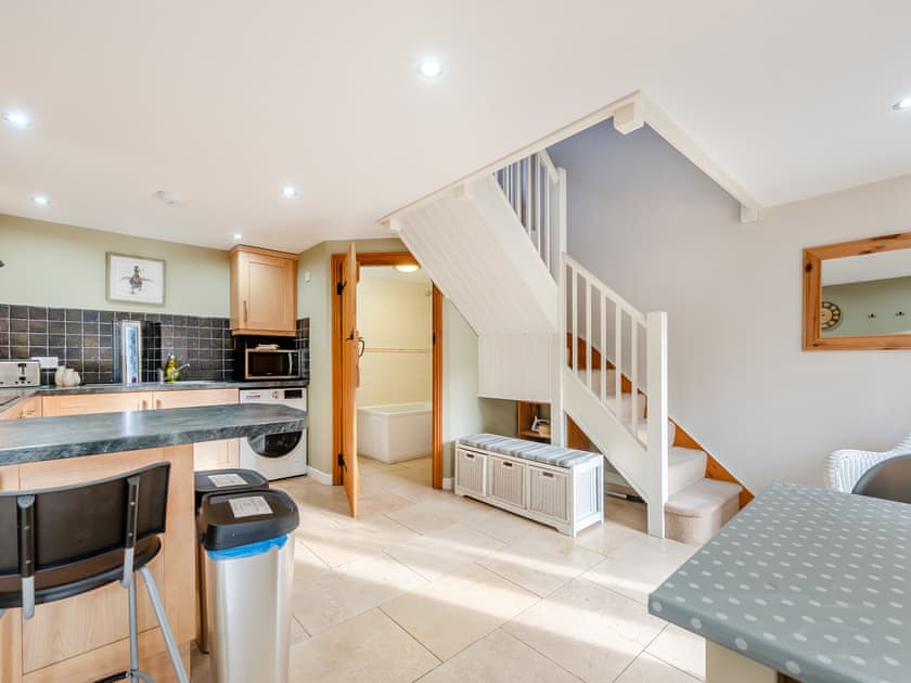 Kitchen | Adventurers Abode - Rhiwddu Barns, Llangadog , Carmarthenshire