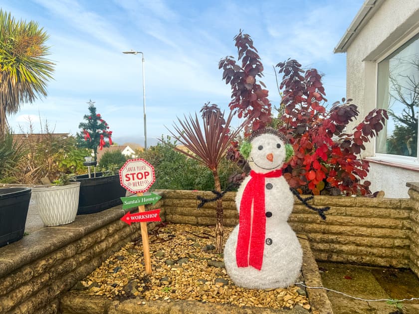 Christmas | Estuary Retreat, Llanelli
