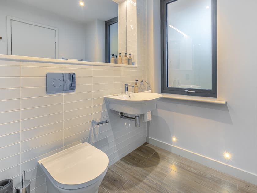 Bathroom | Villa 78 - St Ives Resort, Carbis Bay, near St Ives