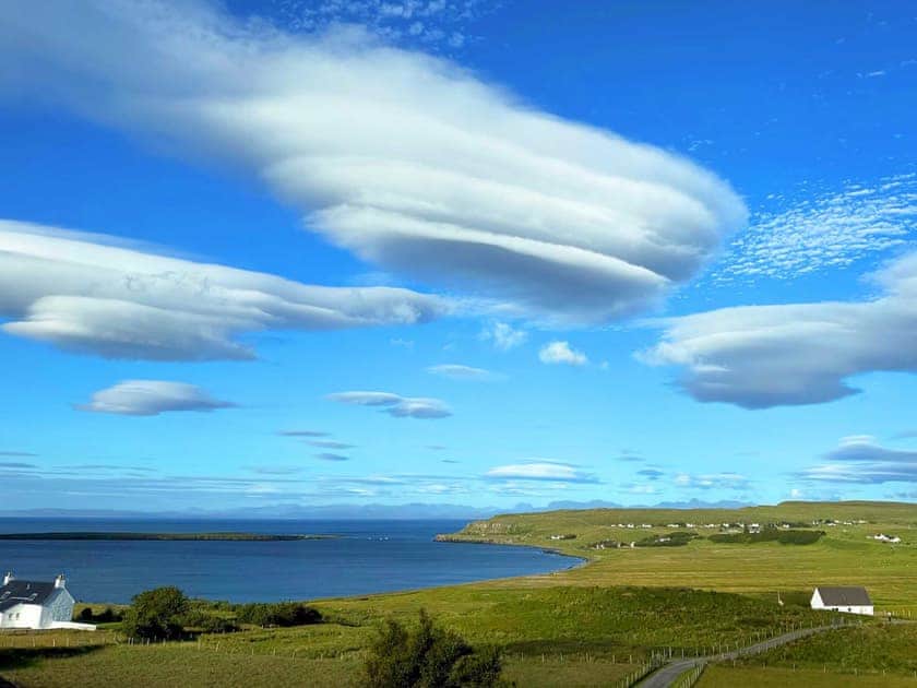 Surrounding area | Quiraing - Brogaig Cottages, Brogaig, near Staffin