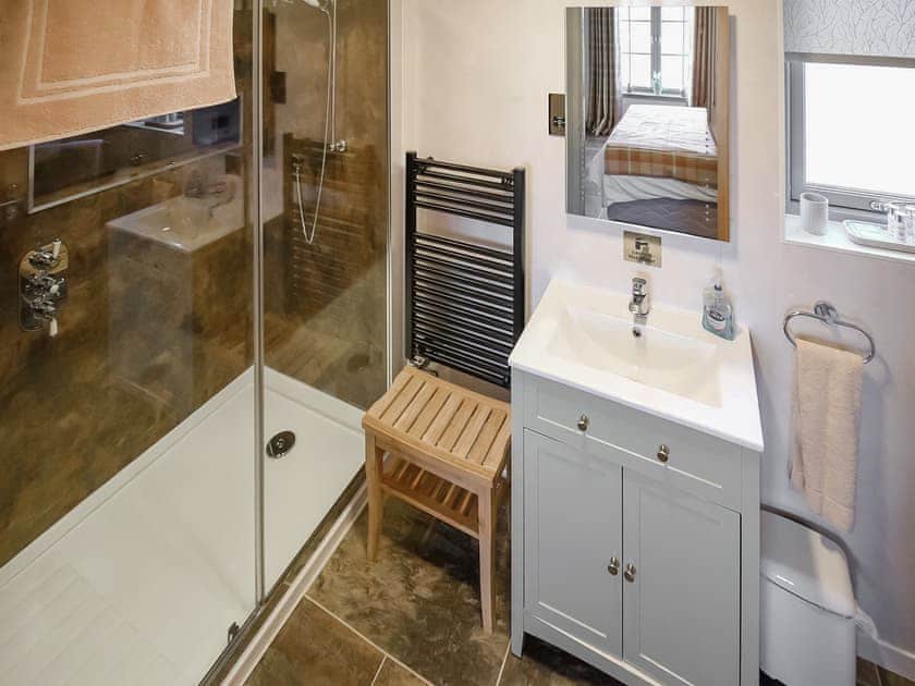 Luxurious en-suite shower room | Storr - Brogaig Cottages, Brogaig, near Staffin