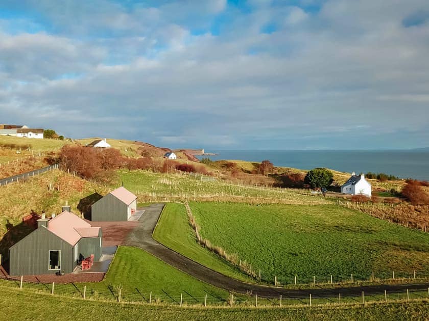 Attractive rural holiday homes in a crofting area | Storr - Brogaig Cottages, Brogaig, near Staffin