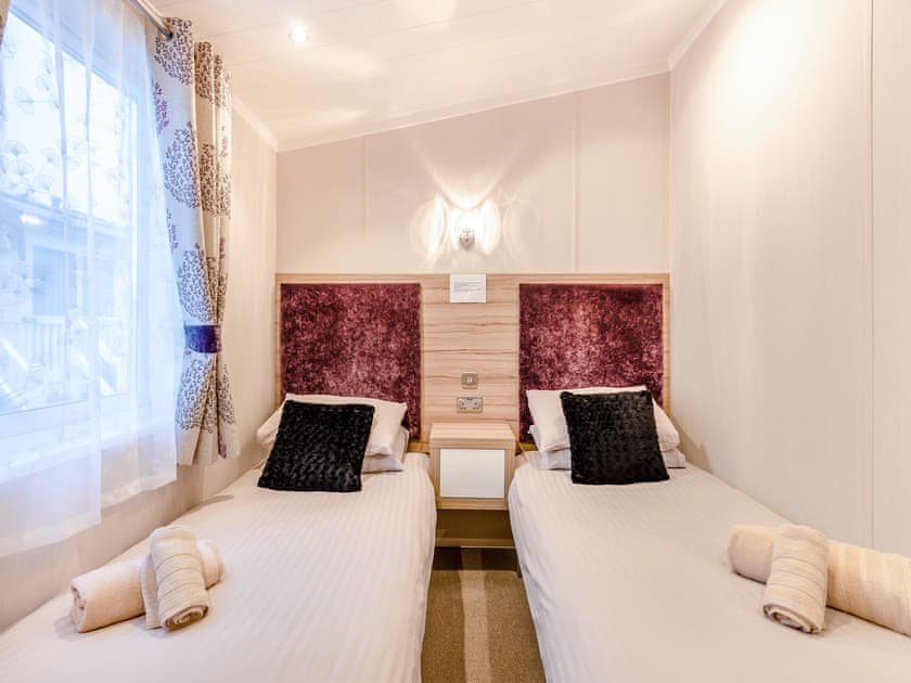 Twin bedroom | Berry Head, Berry Head near Brixham